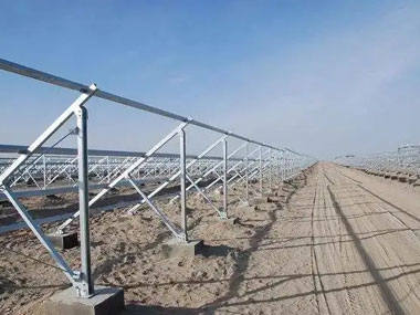 臺(tái)風(fēng)襲來，如何避免電站光伏支架飛上天？